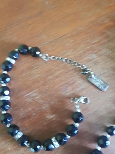 Elegant evening jewellery set