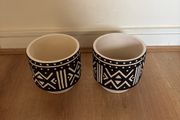 Ceramic pots
