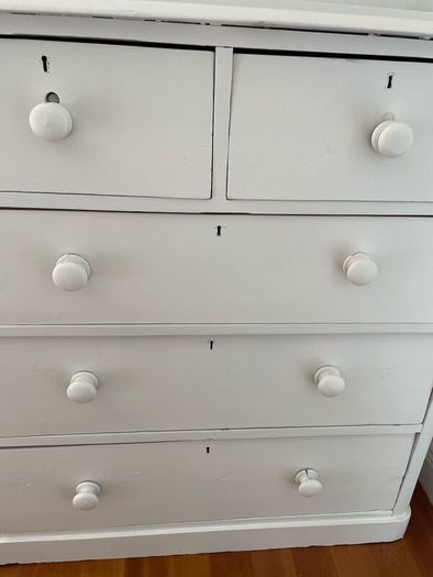 Antique Solid pine chest of drawers