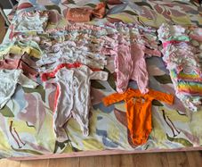 Newborn (0-1 month) Girls Clothes Bundle