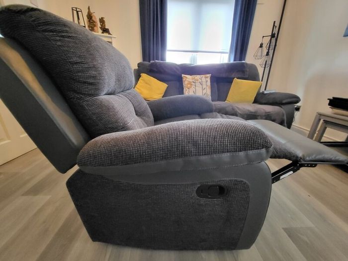 Recliner Sofa & Chair
