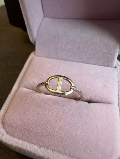 Gold and Diamond ring