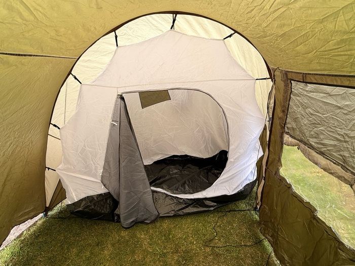 Large Tunnel Tent for 4 people