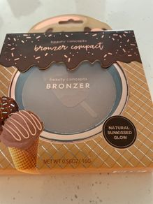 Large Bronzer Compact Natural Sunkissed Glow