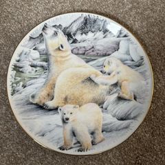Decorative Polar Bear Plate by Harrogate Cruse