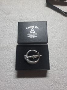carrick art broach