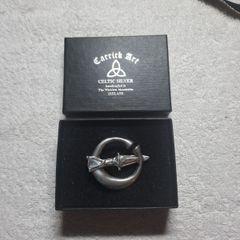 carrick art broach
