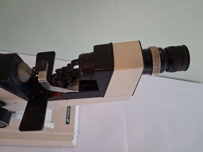 Postage - Topcon LM 6 Microscope - Not Powering up