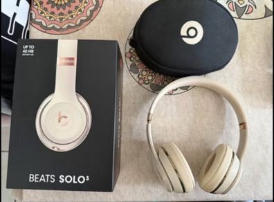Beats Bluetooth Headphones - Glod