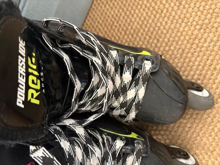 Inline Hockey Skates
