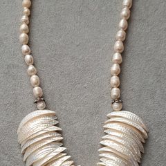 Pearl and mother of pearl necklace