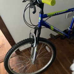 Mountain Bike, 26 inch wheel size. - Never been used outside.