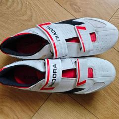 Diadora cycling shoes