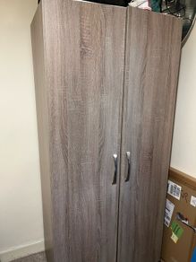 wardrobe free to go
