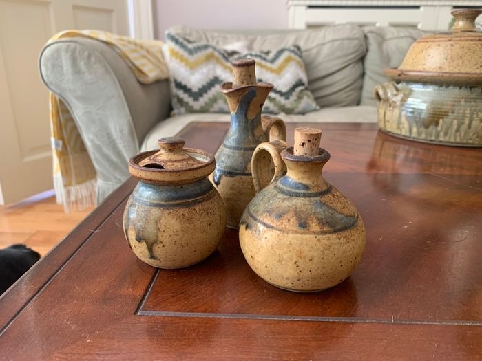 Collectible pottery