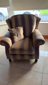 Arm chair