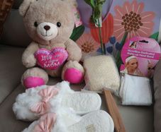 Mother's day gift bundle & bag