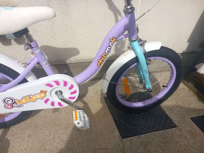 Kids chipmunk bike size 16 inch wheels
