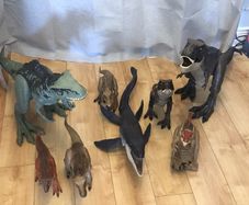 Jurassic World Dinosaur Model Bundle
