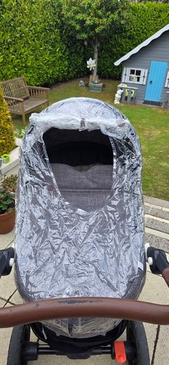 BUNDLE  Stokke pram, next to me cot and Nuna leaf grow  (excellent condition)