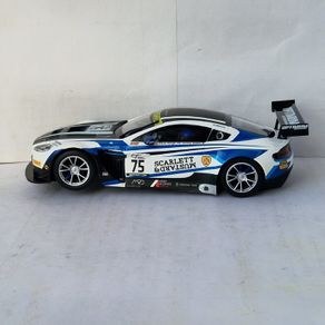 Scalextric Aston Martin Vantage Gt3 #75 Slot Car ( C4027  gt touring endurance )
