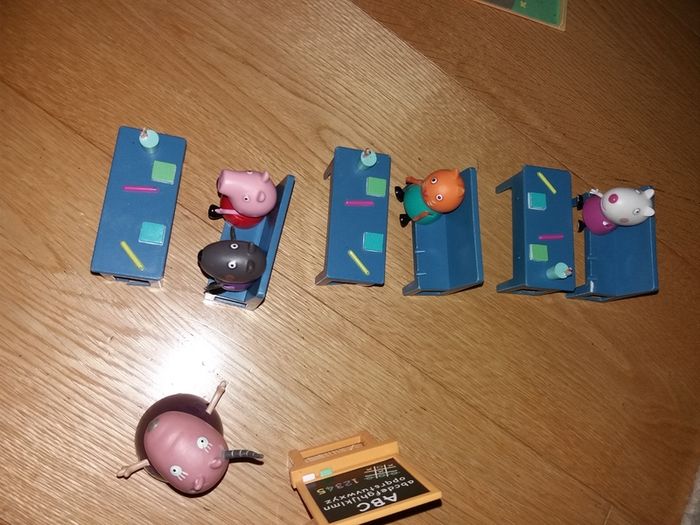 Peppa pig school set