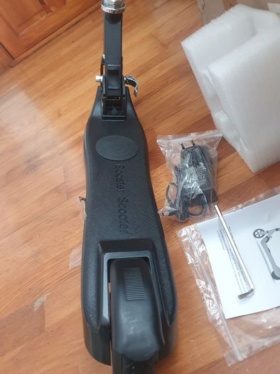Kids Electric Scooter EZ-P1 : 100W New/Unused