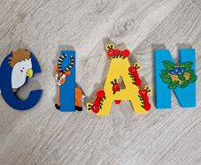 Wooden letters - CIAN