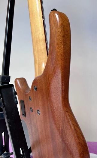 Status 5 String Bass
