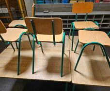 School tables/chairs
