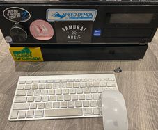 HTPC Hackintosh Project PC With Antec Fusion Remote Max Case + Keyboard & Mouse