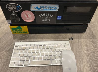 HTPC Hackintosh Project PC With Antec Fusion Remote Max Case + Keyboard & Mouse