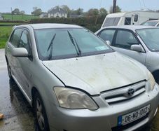 Toyota corolla e12