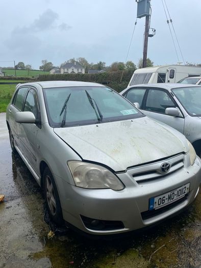 Toyota corolla e12