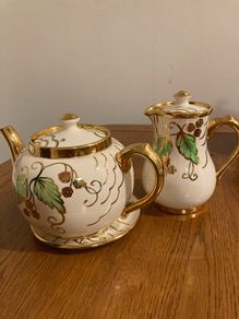 Antiques & Collectibles