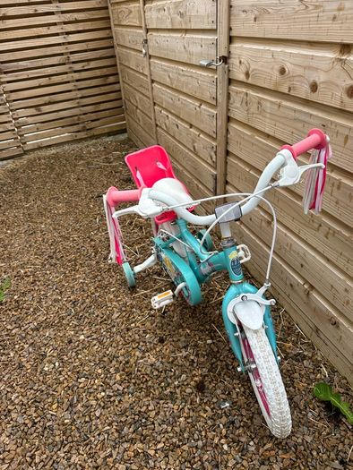 Girls bike