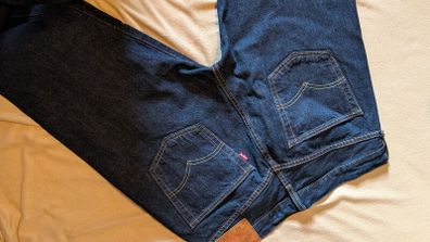 levi's