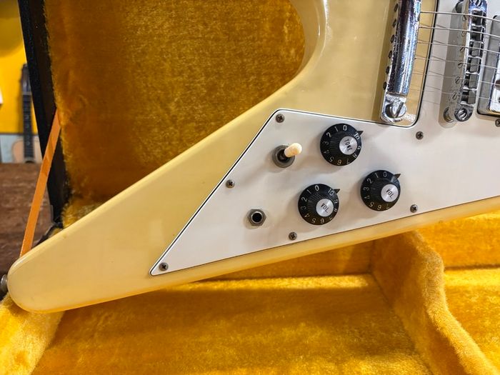 Greco FV-600 Flying V White 1978