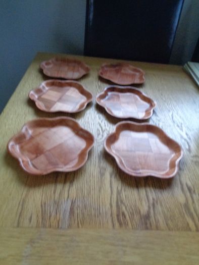 Woven Wooden Plates x 5 for Sale