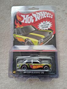 1/64 Hot Wheels Datsun Bluebird Collector Edition 2017 Inc Protector