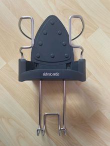 Barbantia iron holder