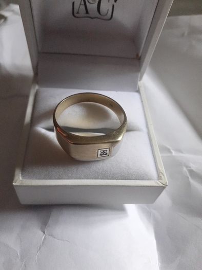 Mens 9k gold ring