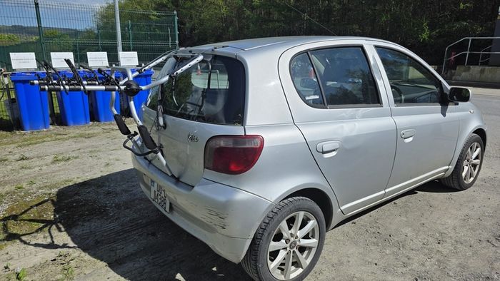 2000 Toyota Vitz