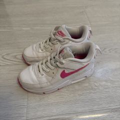 shoes g