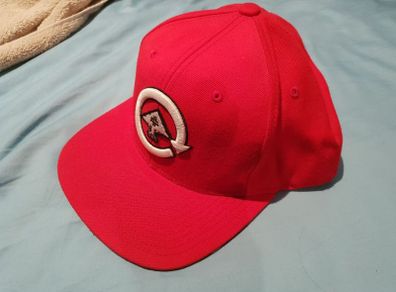 red cap