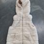Zara faux fur gilet 2- 3 yo Image 3