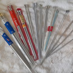 FREE GIFT: 3 Pairs of Knitting Needles with every Wool Pack!