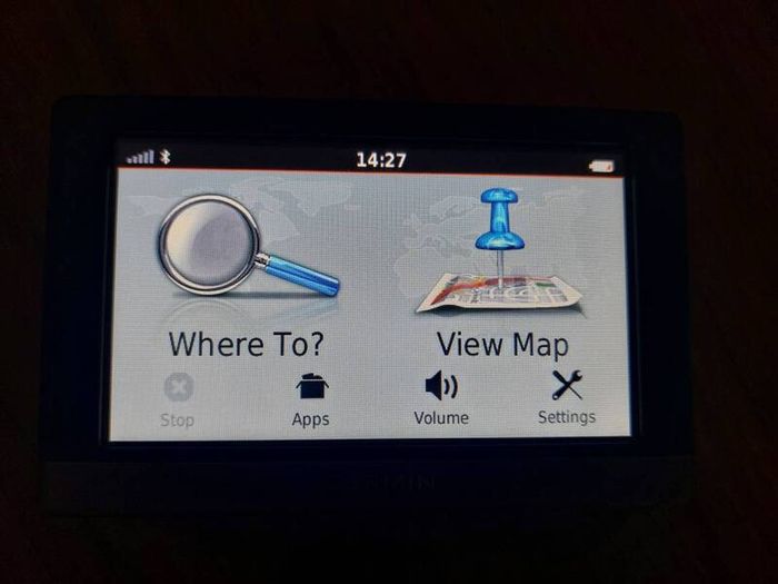 Garmin Nuvi 2497 with Lifetime Maps Inc Postage