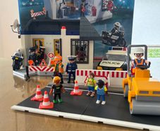 Play Mobil Police Station & Construction Set