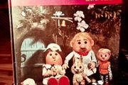 1970.  The Pogles Annual .